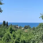 Diamond Seaview